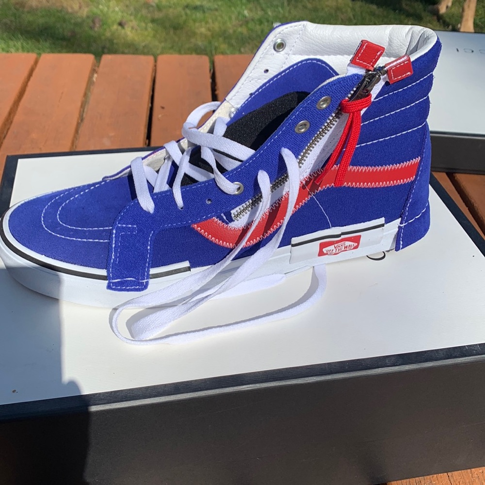 Vans Sk8-Hi - BLUE & RED - size 12